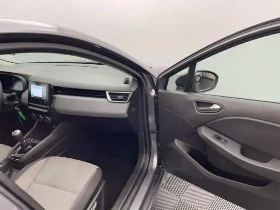 RENAULT CLIO V - voiture d'occasion - Photo 18