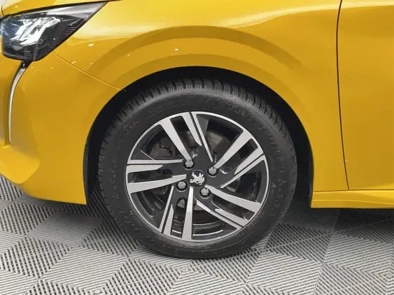 PEUGEOT 208 BUSINESS R II - voiture d'occasion - Photo 21