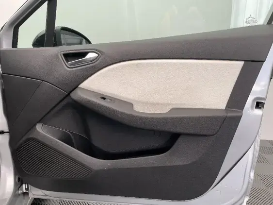 RENAULT CLIO V - voiture d'occasion - Photo 20