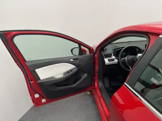 RENAULT CLIO V - voiture d'occasion - Photo 19