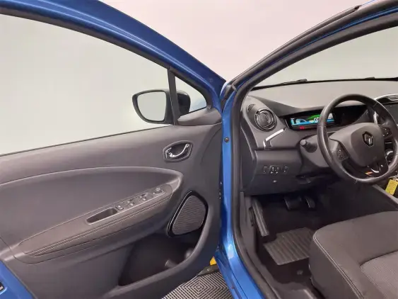 RENAULT ZOE - voiture d'occasion - Photo 17