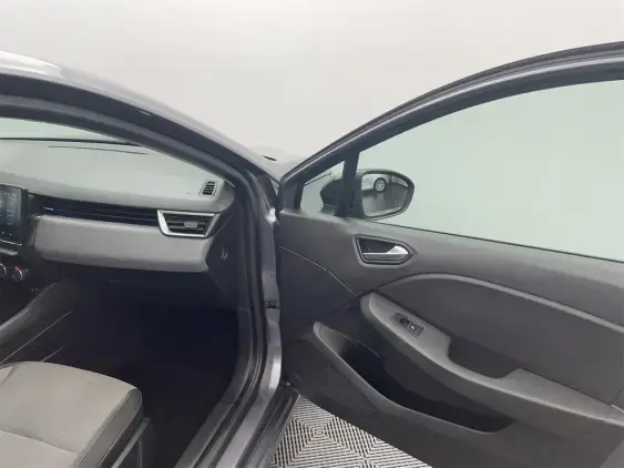 RENAULT CLIO V - voiture d'occasion - Photo 19