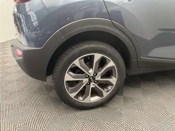 KIA STONIC - voiture d'occasion - Photo 25