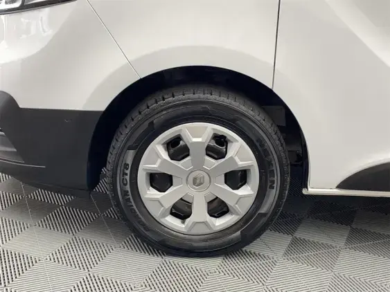 RENAULT TRAFIC III - voiture d'occasion - Photo 20