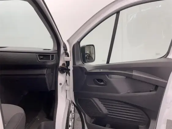 RENAULT TRAFIC III - voiture d'occasion - Photo 18