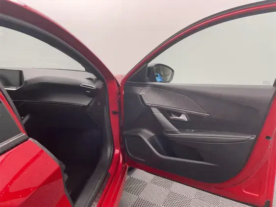 PEUGEOT 208 BUSINESS R II - voiture d'occasion - Photo 20