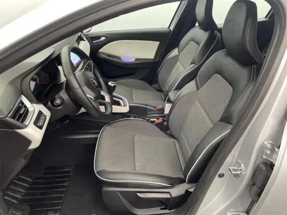 RENAULT CLIO V - voiture d'occasion - Photo 17