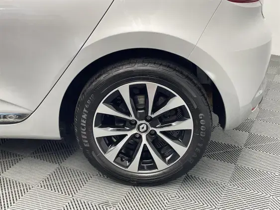 RENAULT CLIO V - voiture d'occasion - Photo 22