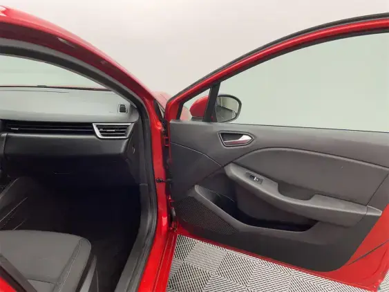 RENAULT CLIO V - voiture d'occasion - Photo 19