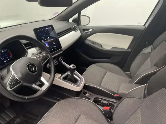 RENAULT CLIO V - voiture d'occasion - Photo 18