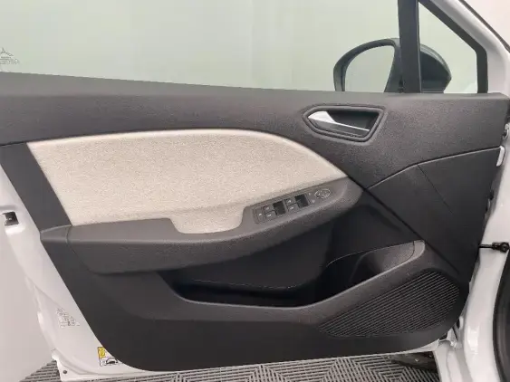 RENAULT CLIO V - voiture d'occasion - Photo 19