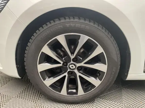 RENAULT CLIO V - voiture d'occasion - Photo 23