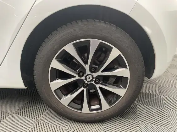 RENAULT CLIO V - voiture d'occasion - Photo 24