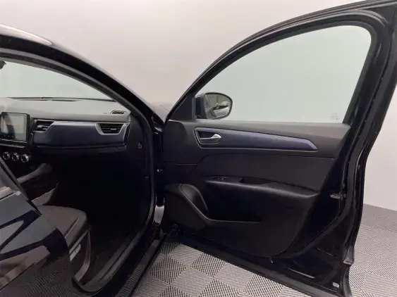 RENAULT ARKANA - voiture d'occasion - Photo 19