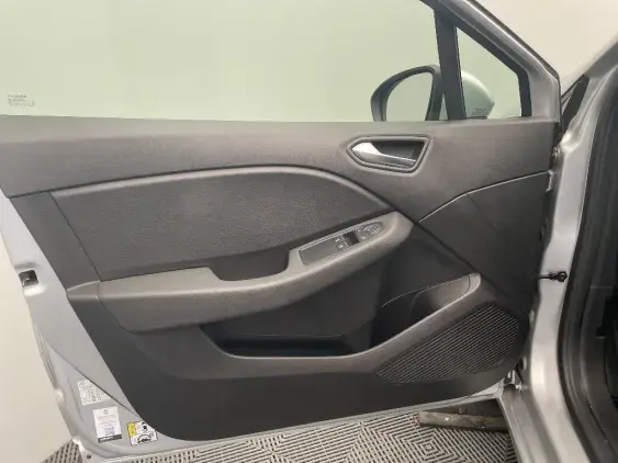 RENAULT CLIO V - voiture d'occasion - Photo 19