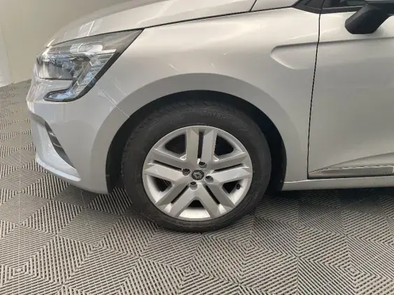 RENAULT CLIO V - voiture d'occasion - Photo 23