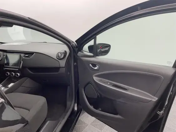 RENAULT ZOE - voiture d'occasion - Photo 18