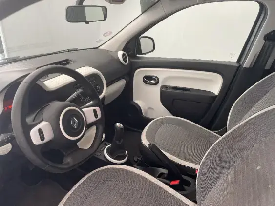 RENAULT TWINGO III - voiture d'occasion - Photo 18