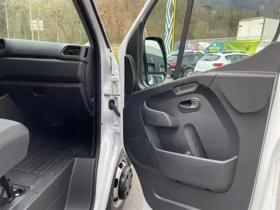 RENAULT MASTER III - voiture d'occasion - Photo 17