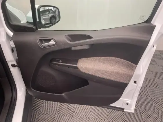 FORD TOURNEO COURIER - voiture d'occasion - Photo 20