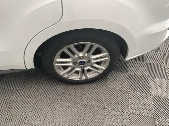 FORD TOURNEO COURIER - voiture d'occasion - Photo 25