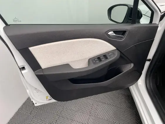 RENAULT CLIO V - voiture d'occasion - Photo 19