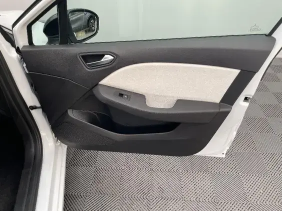 RENAULT CLIO V - voiture d'occasion - Photo 20