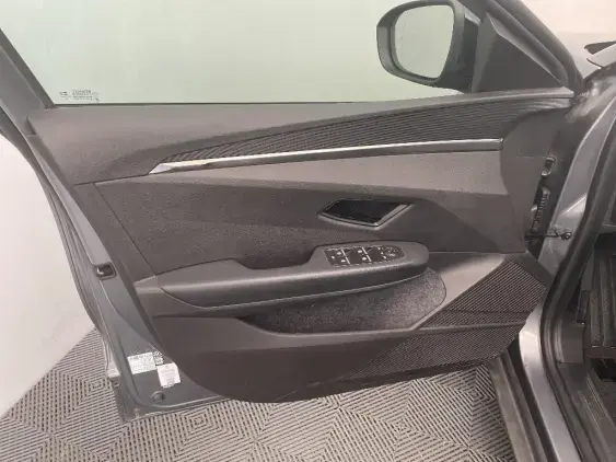 RENAULT MEGANE V - voiture d'occasion - Photo 19