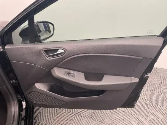 RENAULT CLIO V - voiture d'occasion - Photo 20