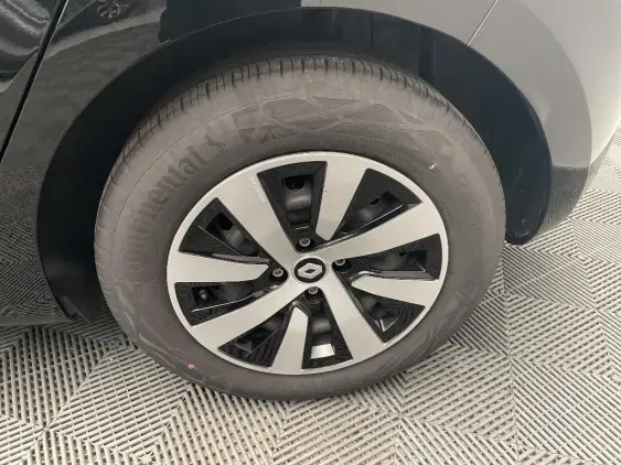 RENAULT CLIO V - voiture d'occasion - Photo 24