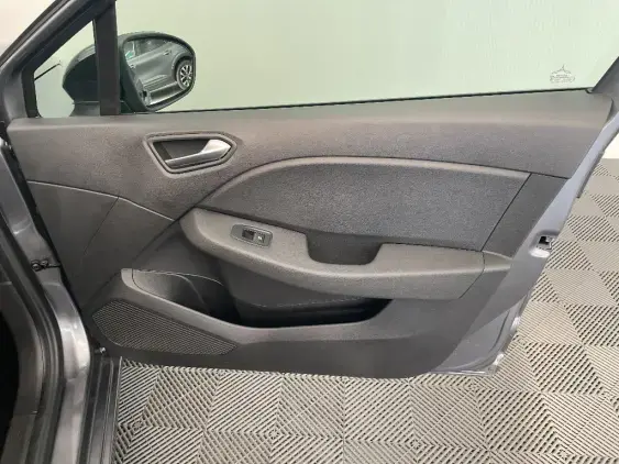 RENAULT CLIO V - voiture d'occasion - Photo 20