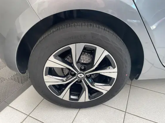 RENAULT CLIO V - voiture d'occasion - Photo 24