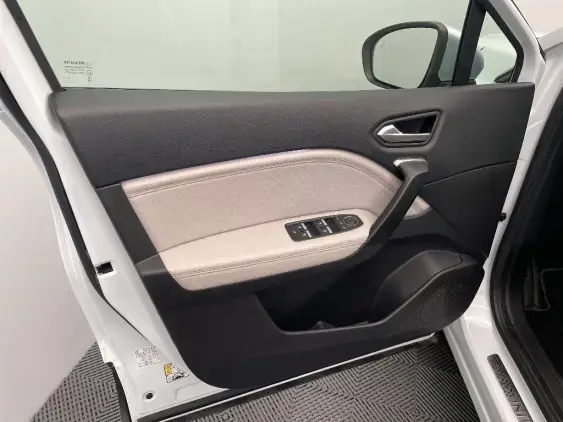 RENAULT CAPTUR II - voiture d'occasion - Photo 19