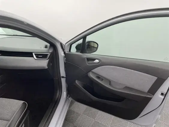 RENAULT CLIO V - voiture d'occasion - Photo 19