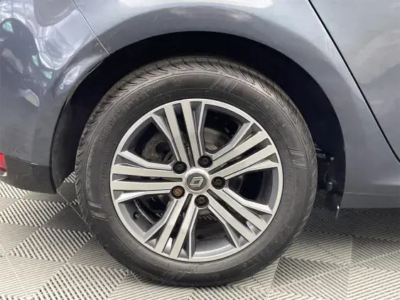 RENAULT MEGANE IV - voiture d'occasion - Photo 25