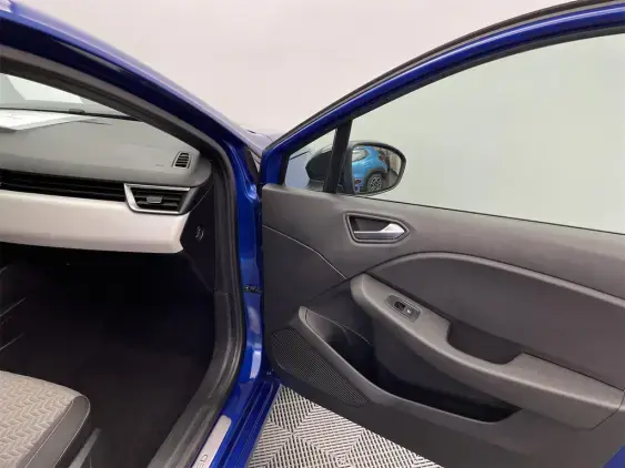 RENAULT CLIO V - voiture d'occasion - Photo 19