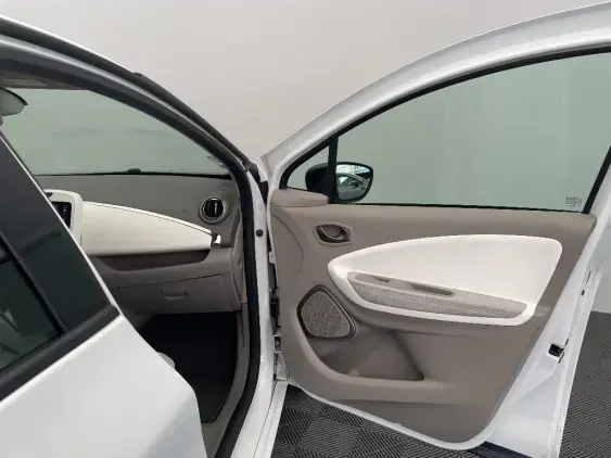 RENAULT ZOE - voiture d'occasion - Photo 20