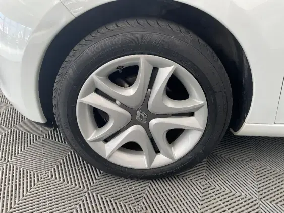 RENAULT ZOE - voiture d'occasion - Photo 23