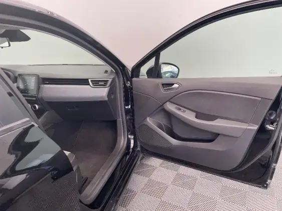 RENAULT CLIO V - voiture d'occasion - Photo 20