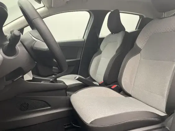 RENAULT CLIO V - voiture d'occasion - Photo 18