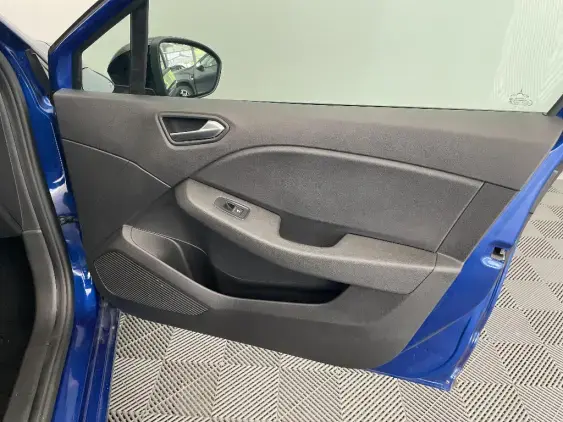 RENAULT CLIO V - voiture d'occasion - Photo 20