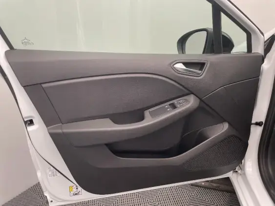 RENAULT CLIO V - voiture d'occasion - Photo 19