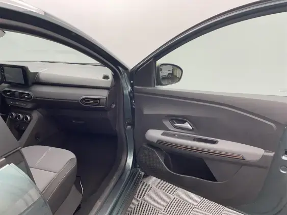 DACIA SANDERO III - voiture d'occasion - Photo 19
