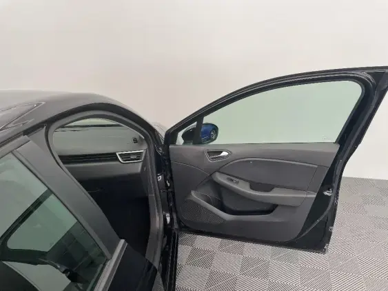 RENAULT CLIO V - voiture d'occasion - Photo 20