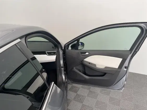 RENAULT CLIO V - voiture d'occasion - Photo 20