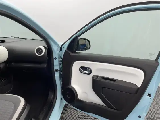 RENAULT TWINGO III - voiture d'occasion - Photo 17