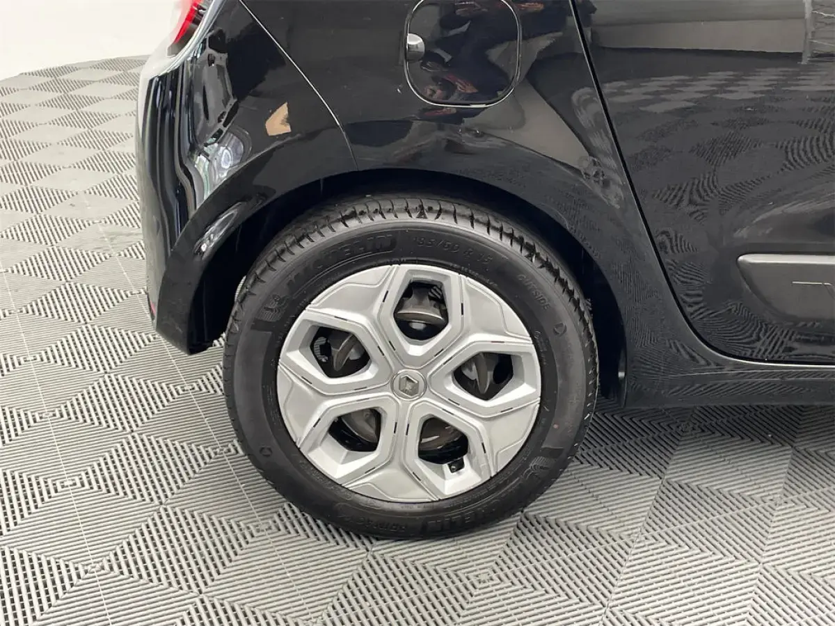 RENAULT TWINGO III - voiture d'occasion - Photo 21