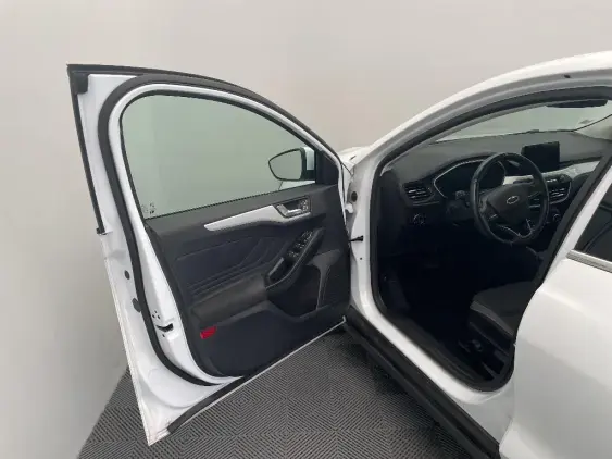 FORD FOCUS IV - voiture d'occasion - Photo 19