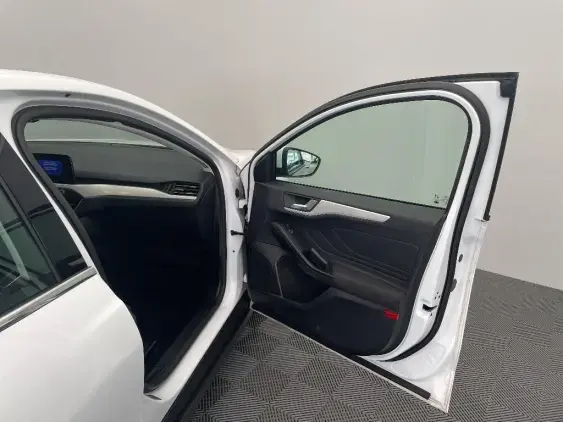 FORD FOCUS IV - voiture d'occasion - Photo 20