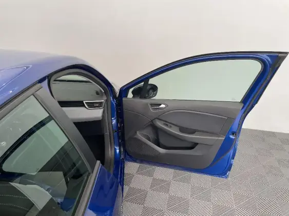 RENAULT CLIO V - voiture d'occasion - Photo 20